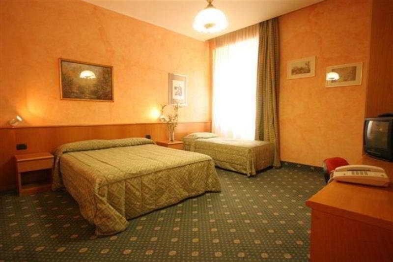 Hotel Marco Polo Rome Exterior photo