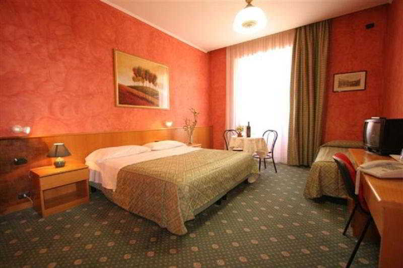 Hotel Marco Polo Rome Exterior photo
