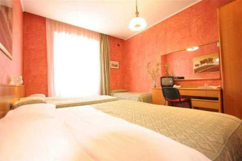 Hotel Marco Polo Rome Exterior photo
